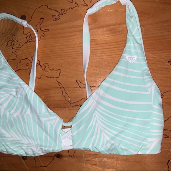 NWT Roxy Reversible Bikini Top Large - Picture 2 of 7